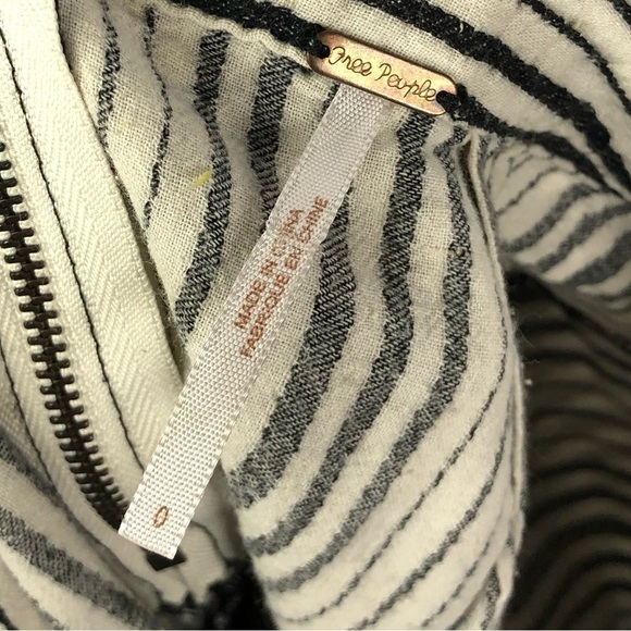 Free People Black & White Stripe High Rise Linen Layered Shorts 0 - Picture 4 of 4